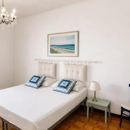 Апартаменты Baia House *